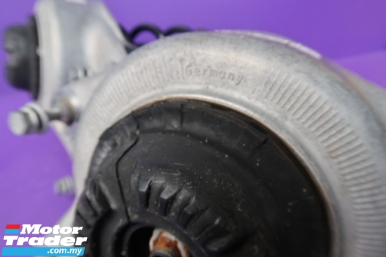 PORSCHE MACAN FRONT ABSORBER Performance Part 
