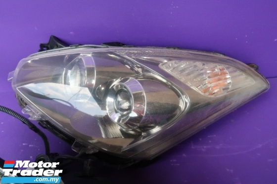 TOYOTA WISH ZGE20 HEADLAMP 6813 Performance Part 