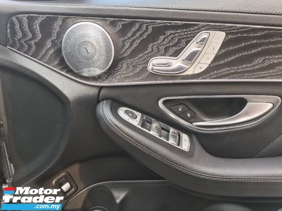 2020 MERCEDES-BENZ C-CLASS 2020 Mercedes Benz C300 2.0 AMG LINE (CKD) (A)