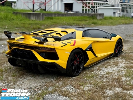 2019 LAMBORGHINI AVENTADOR LP 770-4 ,Original Yellow, Comfort seat, Electric