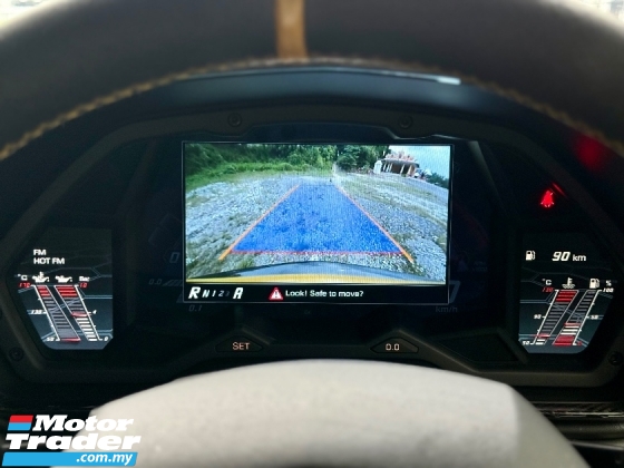 2019 LAMBORGHINI AVENTADOR LP 770-4 ,Original Yellow, Comfort seat, Electric