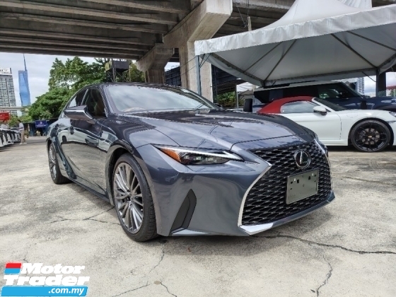 2021 LEXUS IS 300 VERSION L SUN ROOF 360 CAMERA 9,000KM