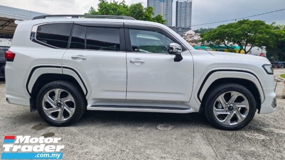 2024 TOYOTA LAND CRUISER 3.3ZX DIESEL (GRADE 6A-2K MILEGAE) MODELISTA RIMS