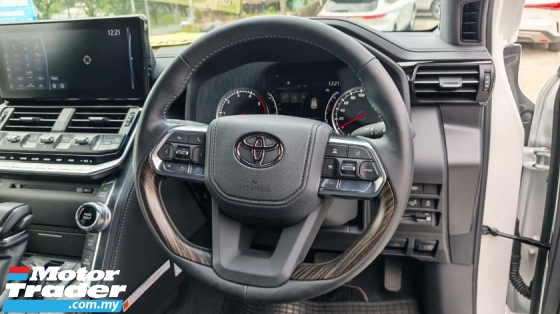 2024 TOYOTA LAND CRUISER 3.3ZX DIESEL (GRADE 6A-2K MILEGAE) MODELISTA RIMS